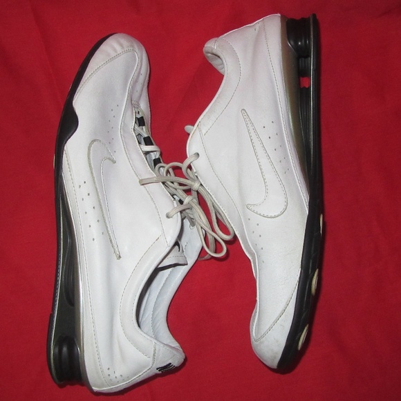 nike shox golf shoes